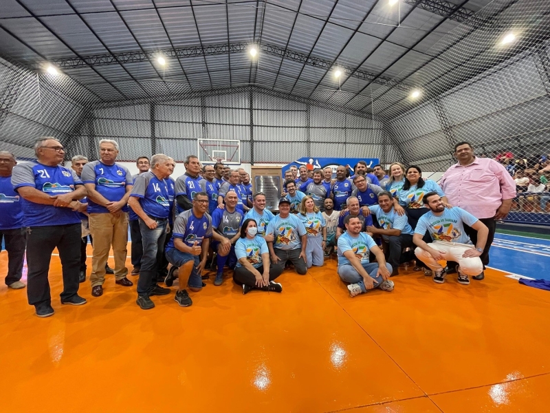 Após 11 anos, Quadra “Floriscena” é reinaugurada