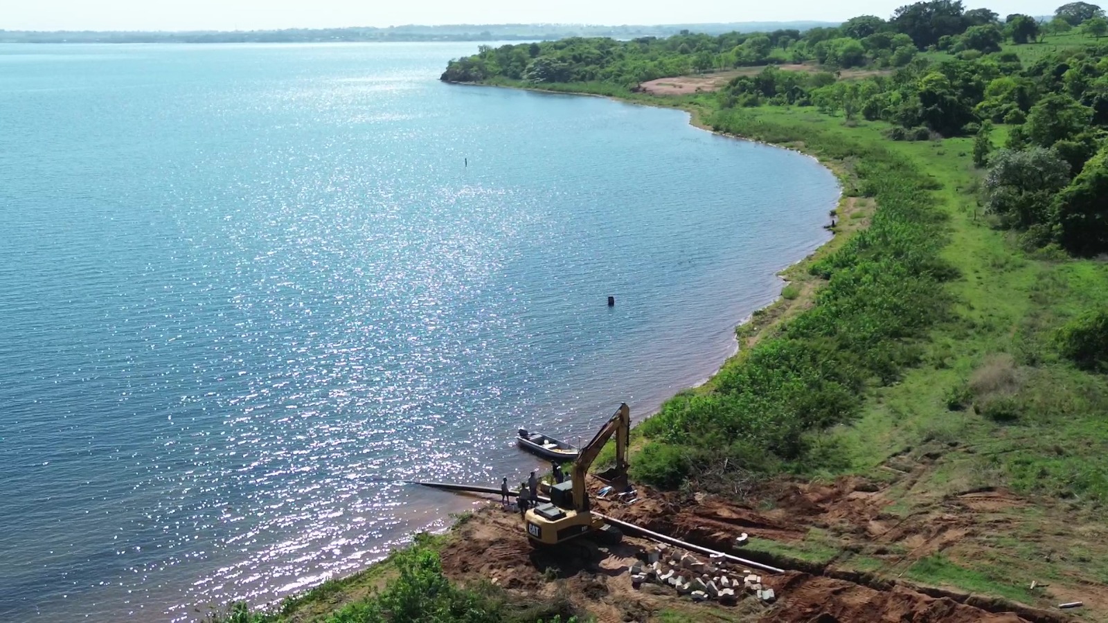 Emissário que despejará efluentes de indústria no Rio Paraná causa polêmica; prefeito se manifesta
