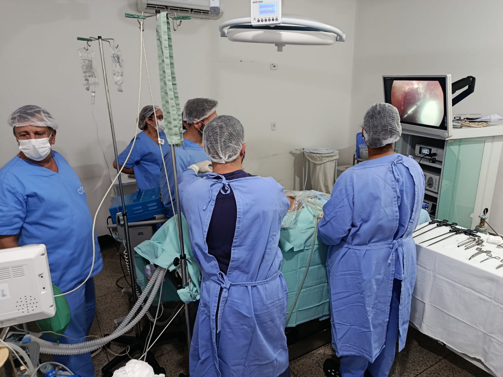 Hospital está realizando cinco cirurgias eletivas por dia e reduz fila de espera